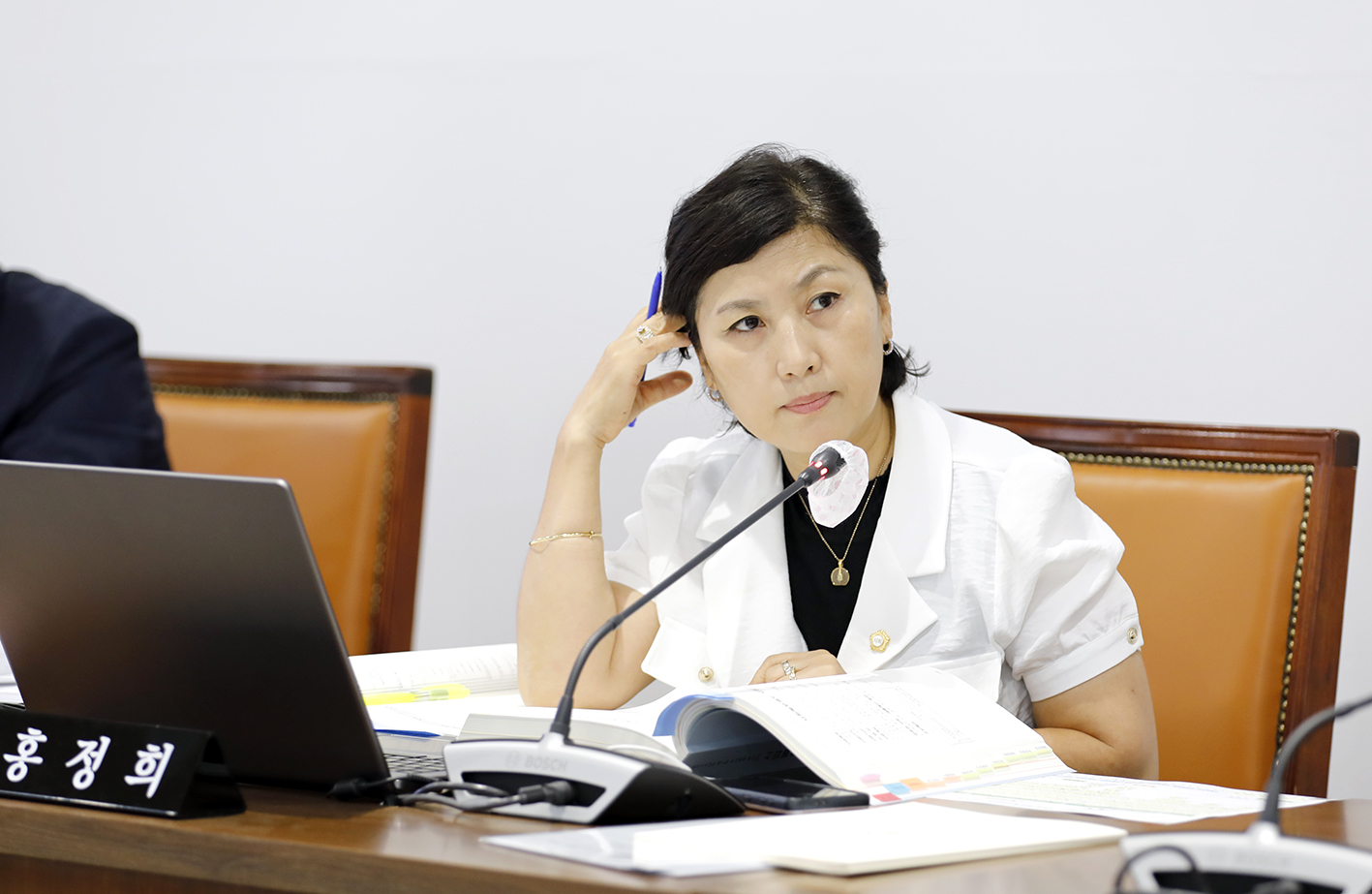 제302회 임시회 제5차 행정복지위원회-추가경정 예산안 심사 15