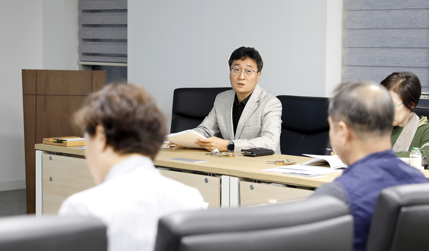 지역특성화발전연구회 연구용역중간보고회 6