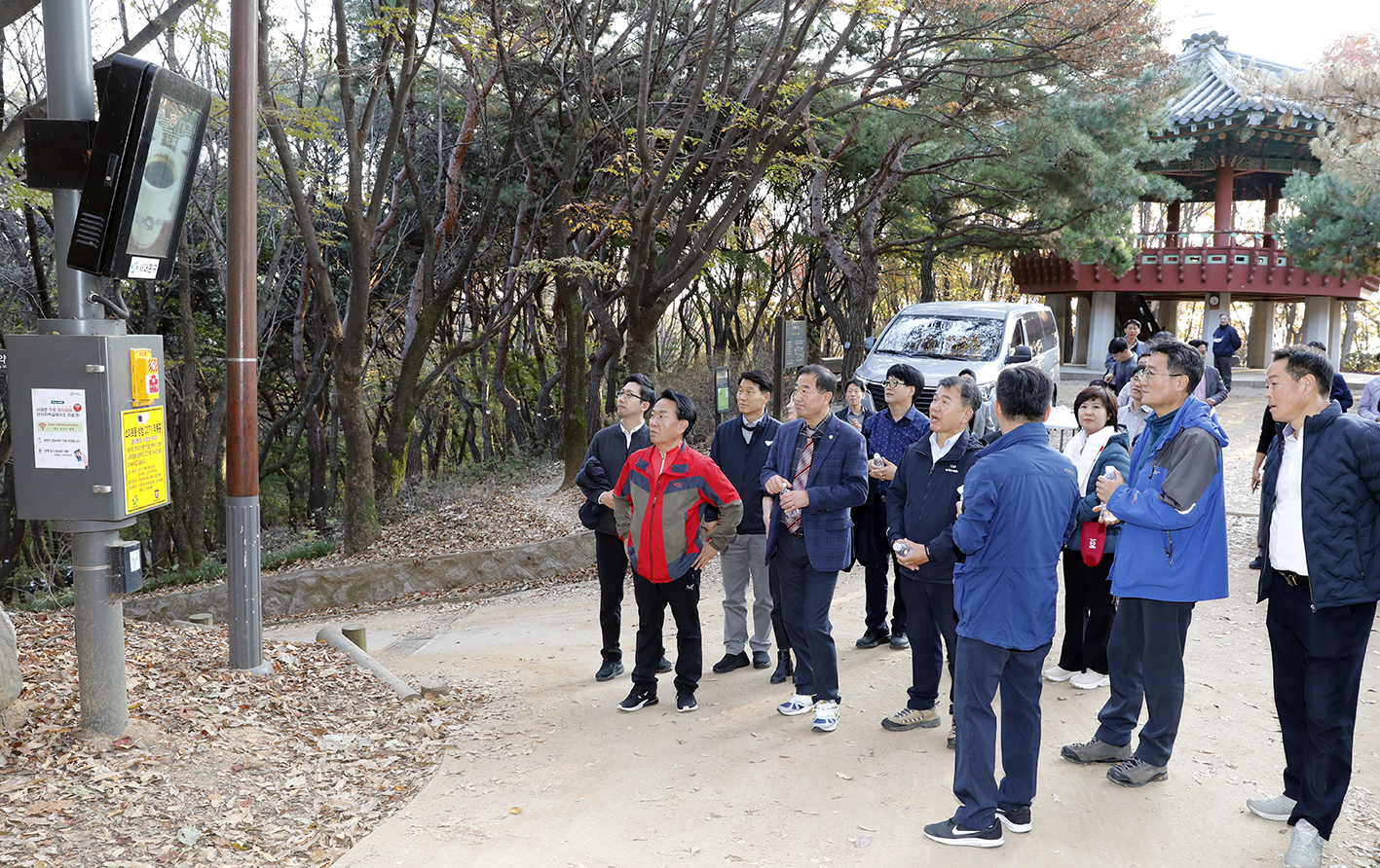 안산자락길 시설물 점검 및 환경정비 6