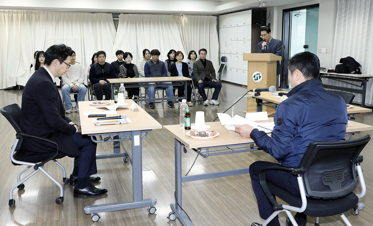 제304회 제2차 정례회 행정복지위원회 충현동주민센터 감사 3