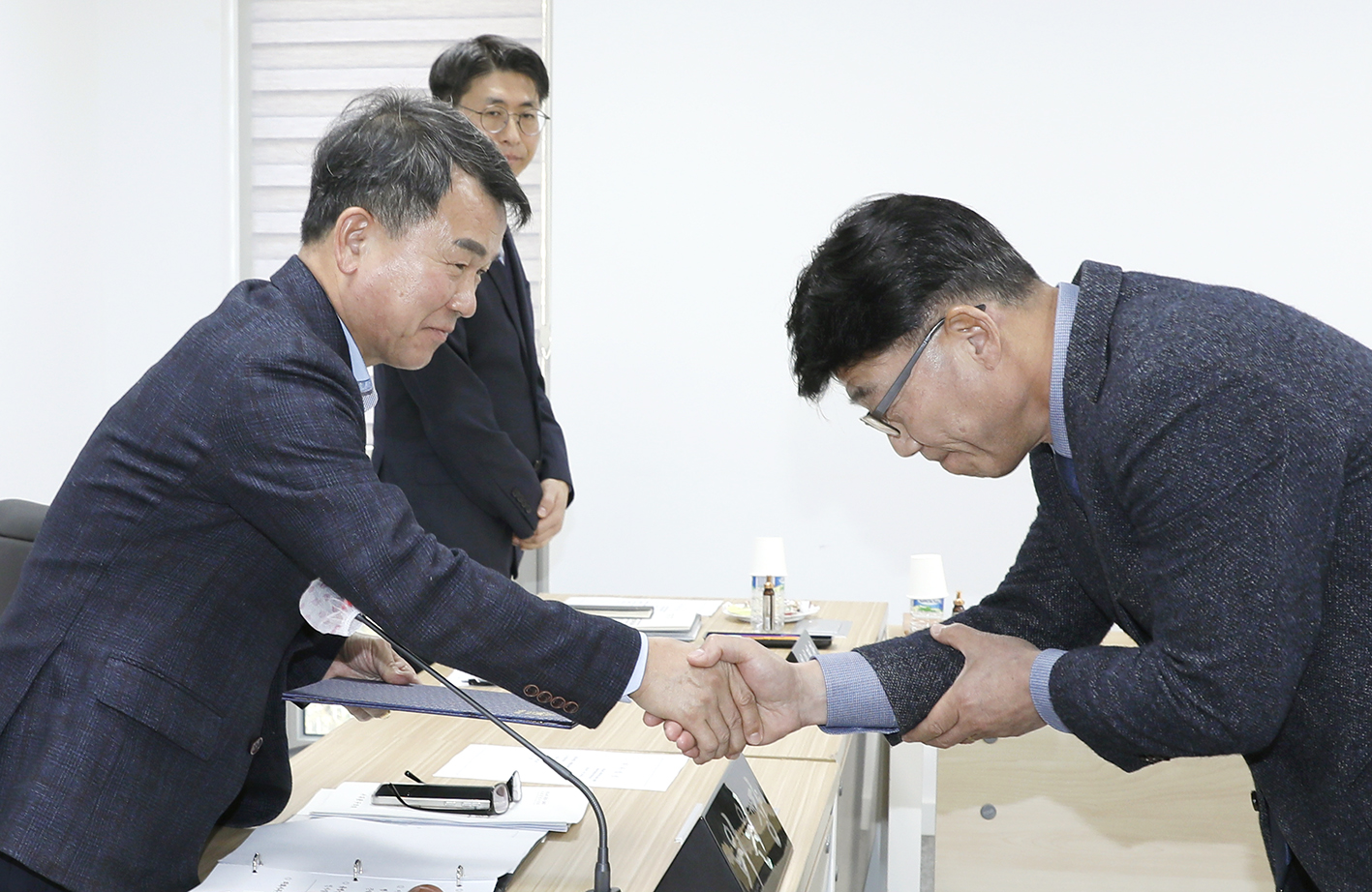 제304회 제2차 정례회 의회운영위원회 행정사무감사 및 강평 4