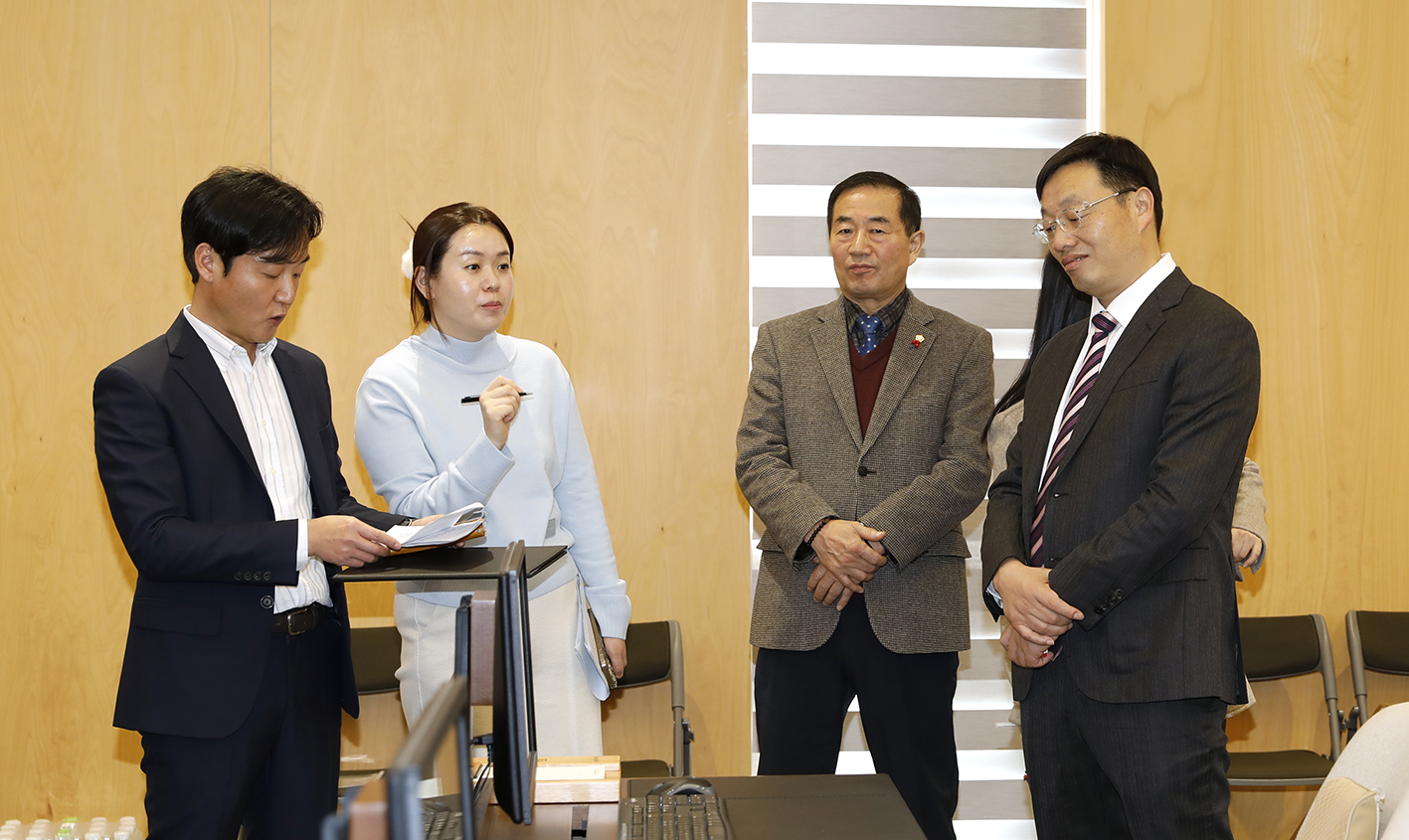 중국 창사시 대표단 서대문구의회 방문 15