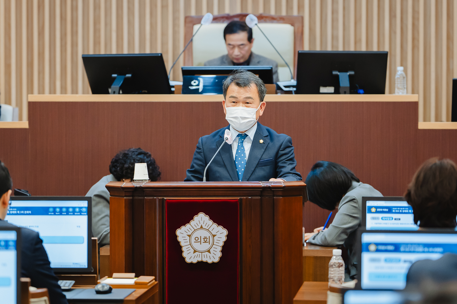 제304회 제2차 정례회 제3차 본회의 (구정질문) 8