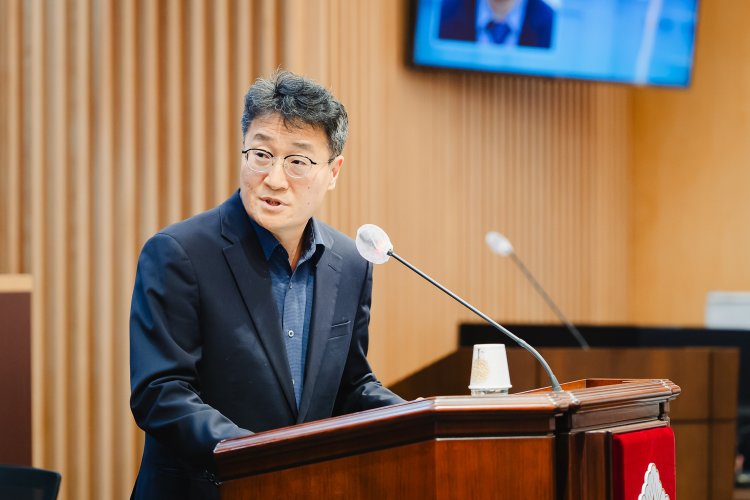 제304회 제2차 정례회 제3차 본회의 (구정질문) 11