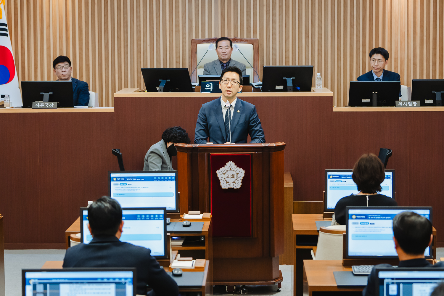 제304회 제2차 정례회 제3차 본회의 (구정질문) 16