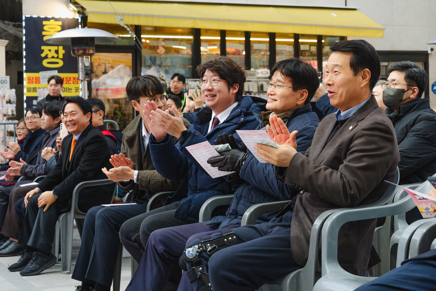 연세로 대중교통전용지구 해제 기념식 5