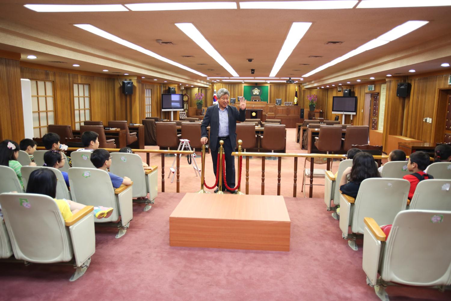 2013년 내고장 탐방-인왕초등학교 의회방문