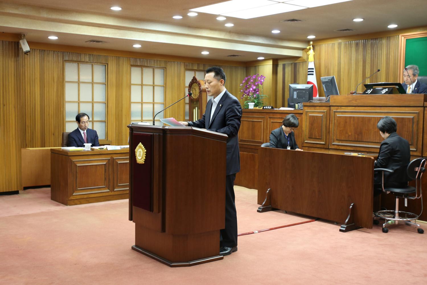 제199회 임시회 제2차 본회의 - 윤유현의원 구정질문