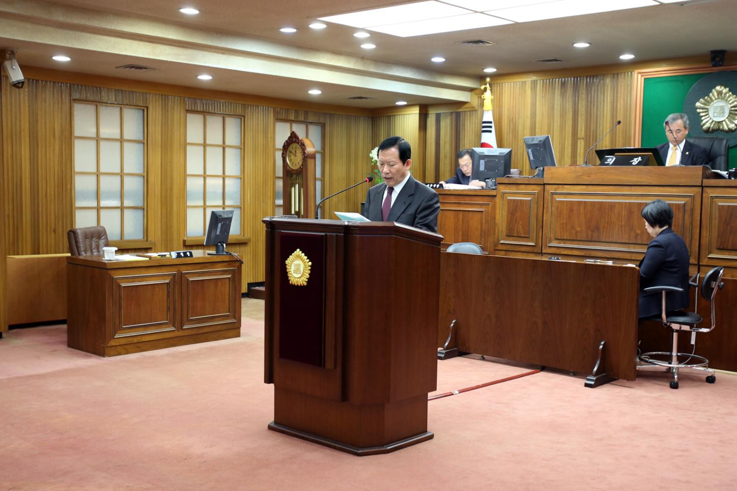제200회 임시회 제2차 본회의-행정복지위원회 행정사무감사 계획안보고