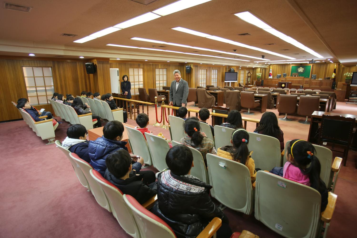 홍은초등학교 의회방문-홍길식의원