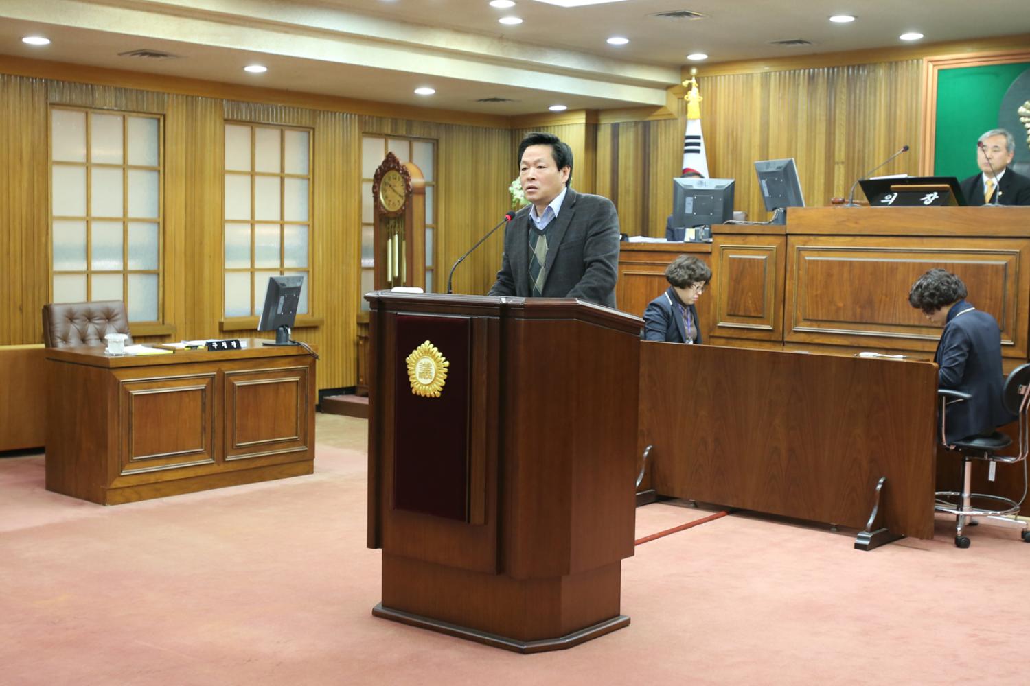 제201회 제2차 정례회 제3차 본회의-황춘하의원 신상발언