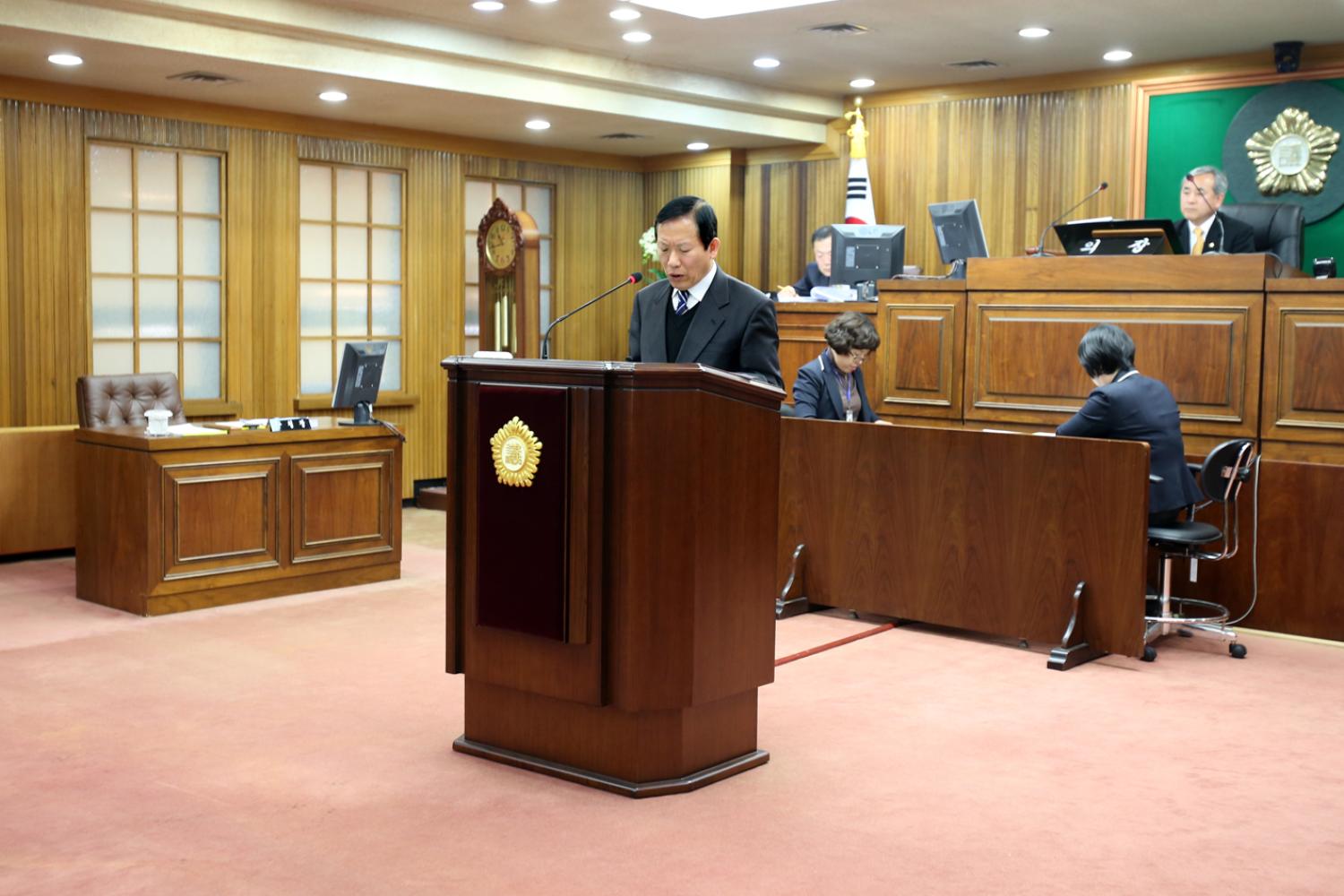 제201회 제2차 정례회 제3차 본회의 의회운영위원회 심사보고