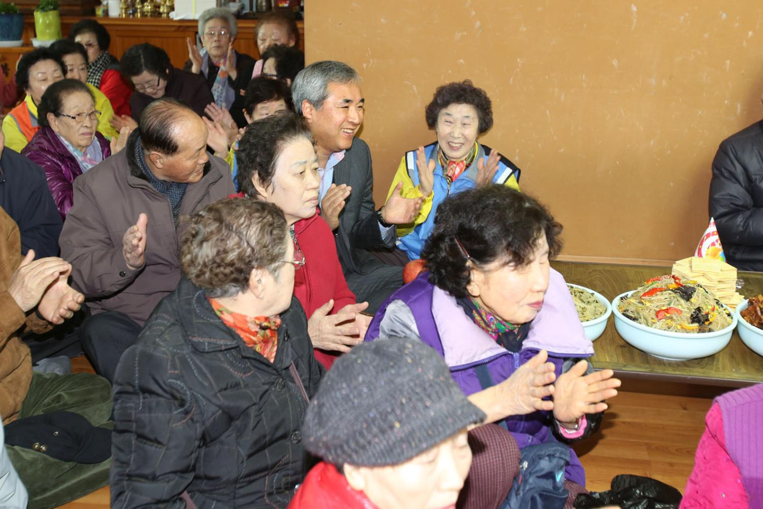 충현동 수효사효림원 어르신 경로잔치