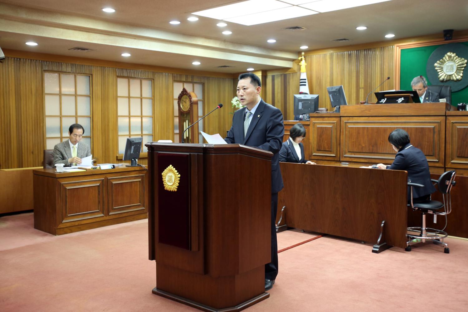 제203회 임시회 제2차 본회의 구정질문(윤유현 의원)