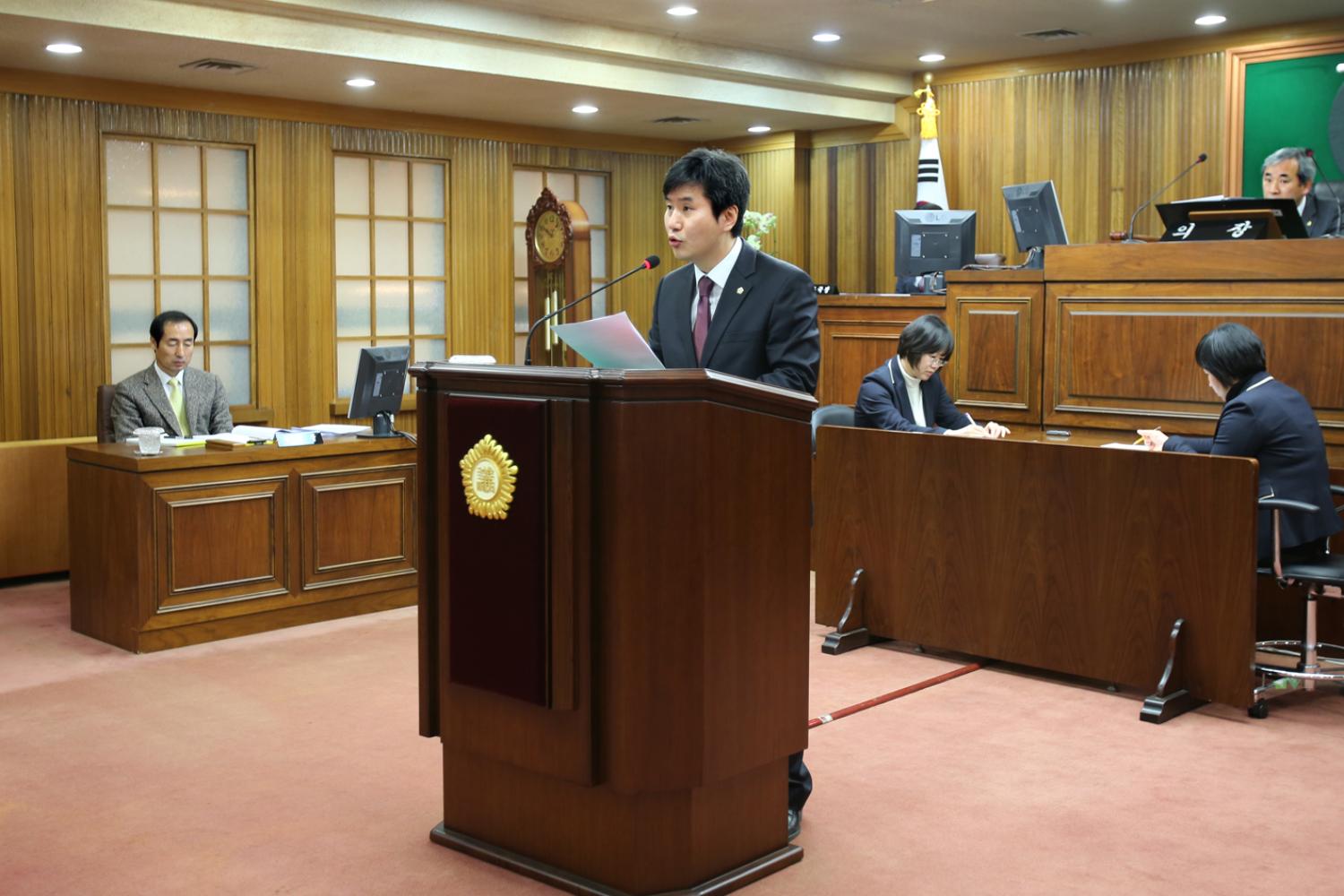 제203회 임시회 제2차 본회의 구정질문(김호진 의원)