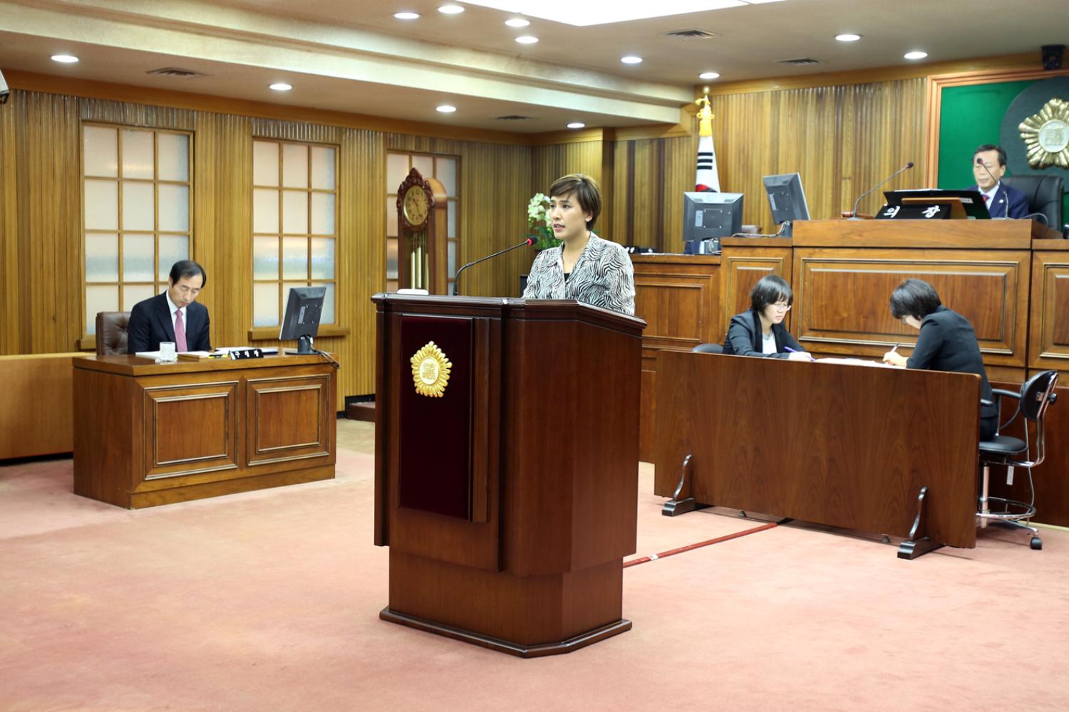 구청장 및 관계공무원 출석요구안 제안설명