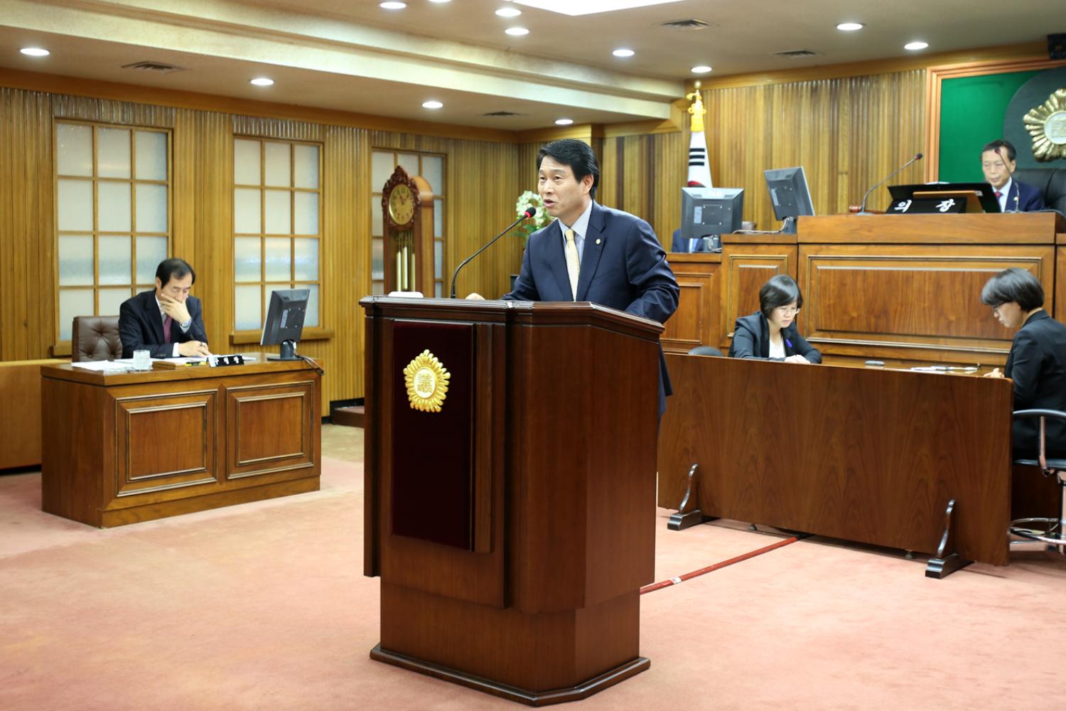 제209회 제1차 정례회 제2차 본회의 구정질문-이진삼의원