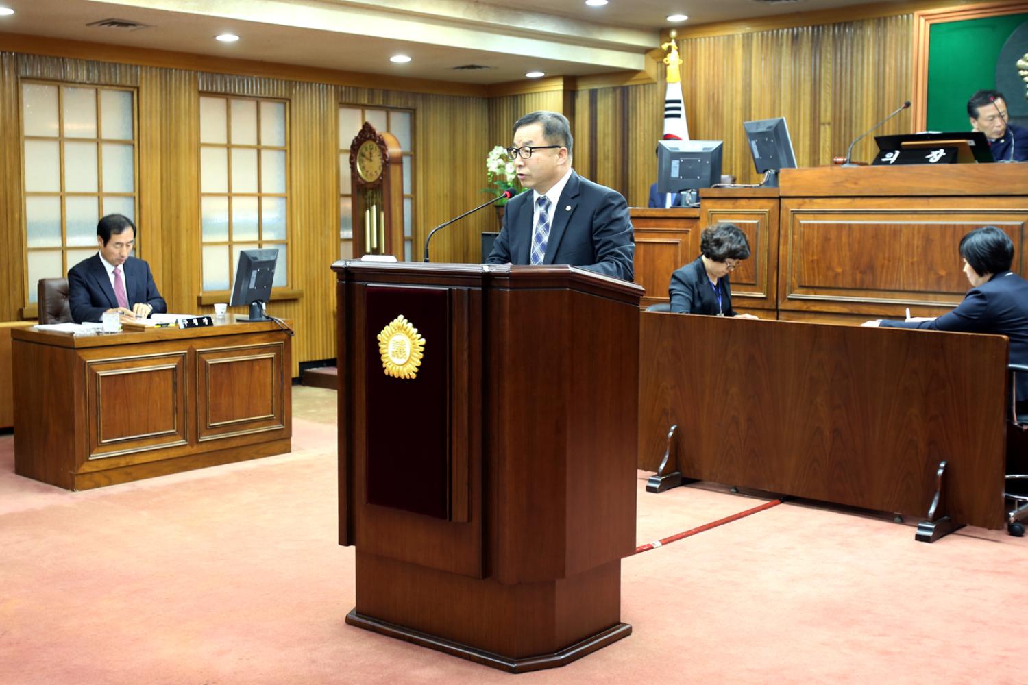 제209회 제1차 정례회 제2차 본회의 구정질문-박상홍의원