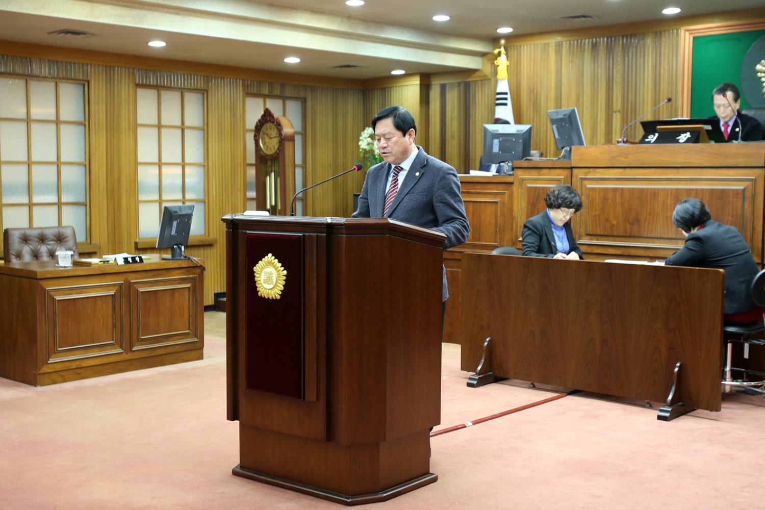 제212회 임시회 제2차 본회의 재정건설위원회 심사결과보고