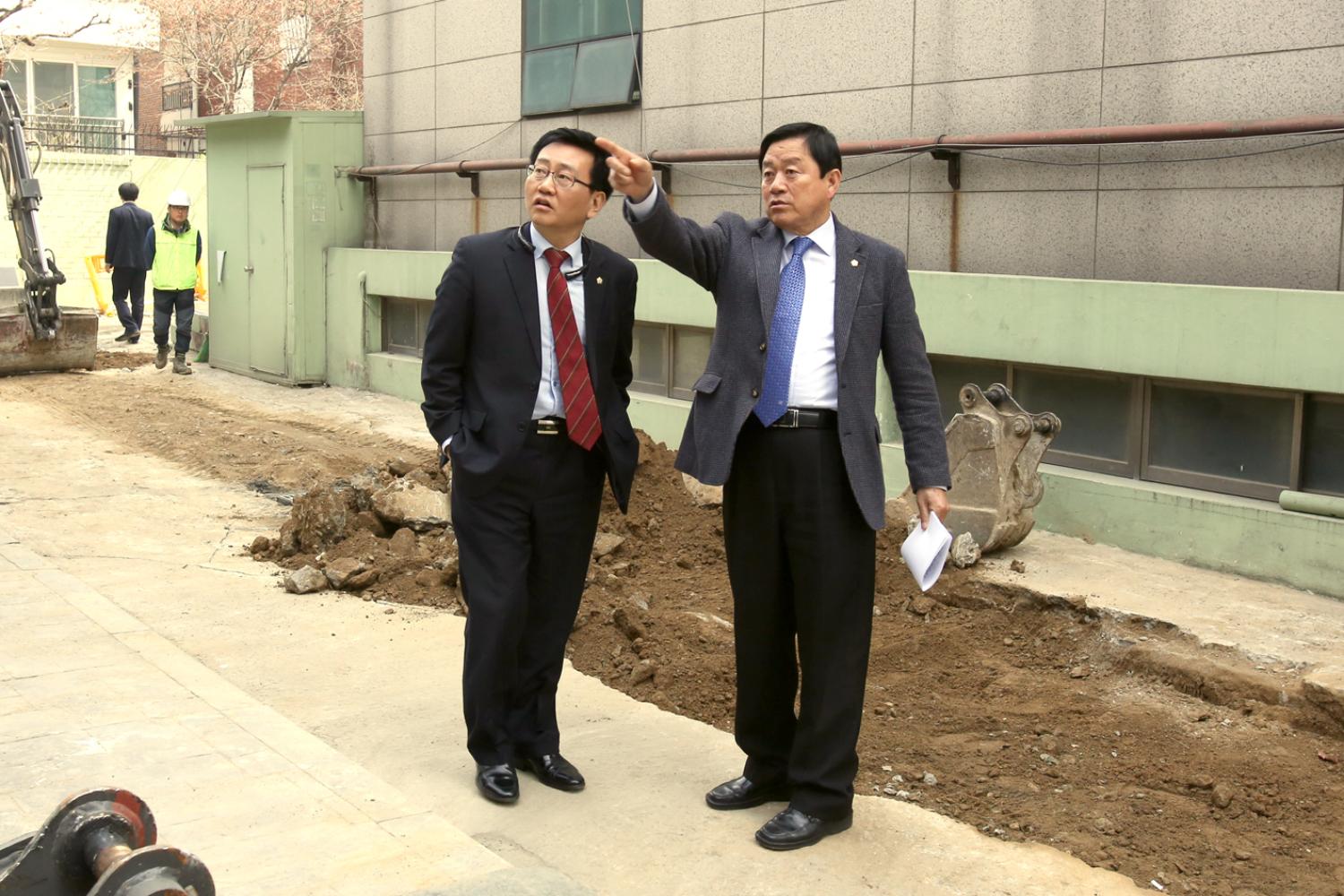 재정건설 현장방문-관내 하수 구조물 1개소