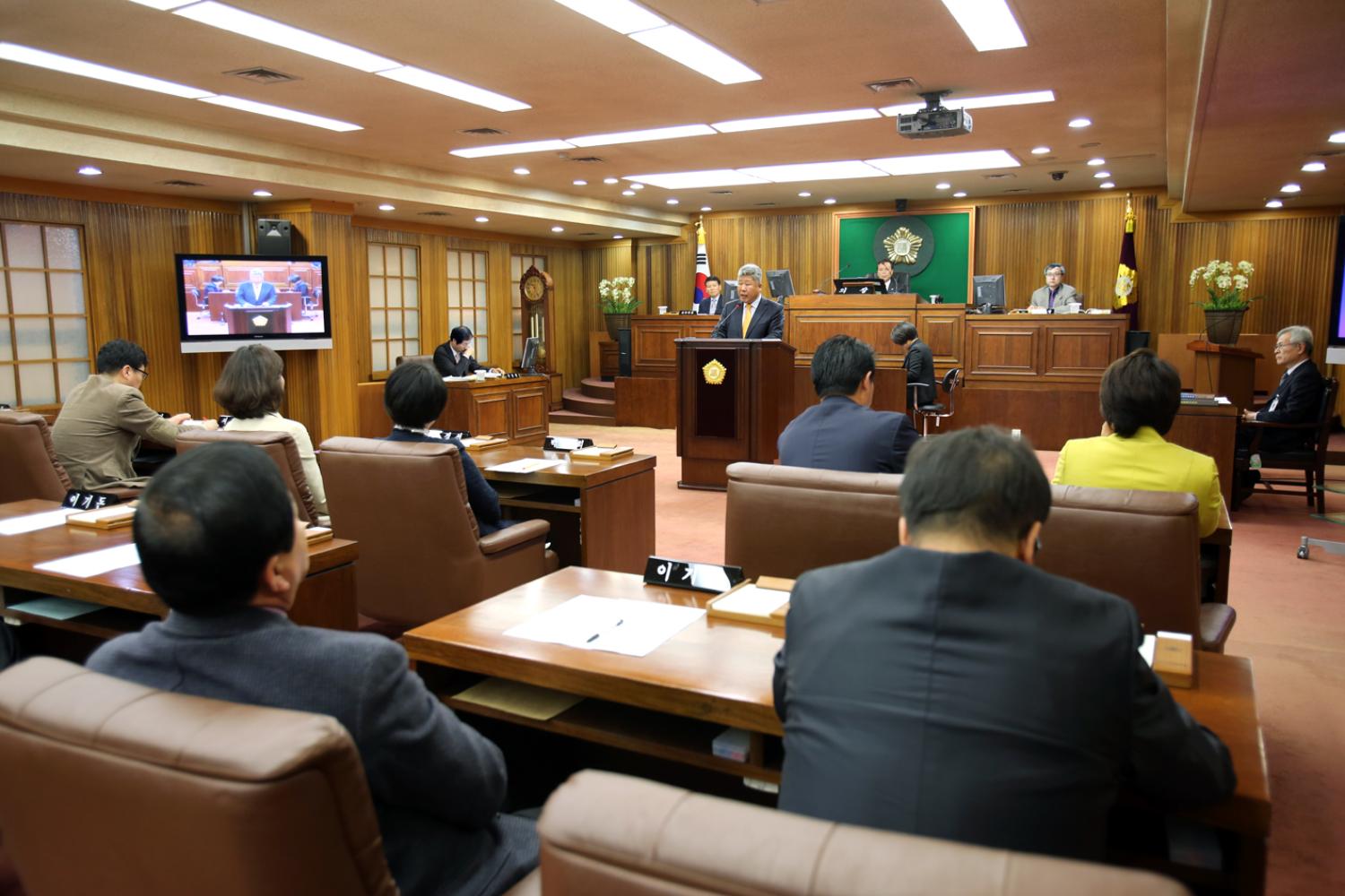 제213회 임시회 제2차 본회의 구정질문-홍길식의원