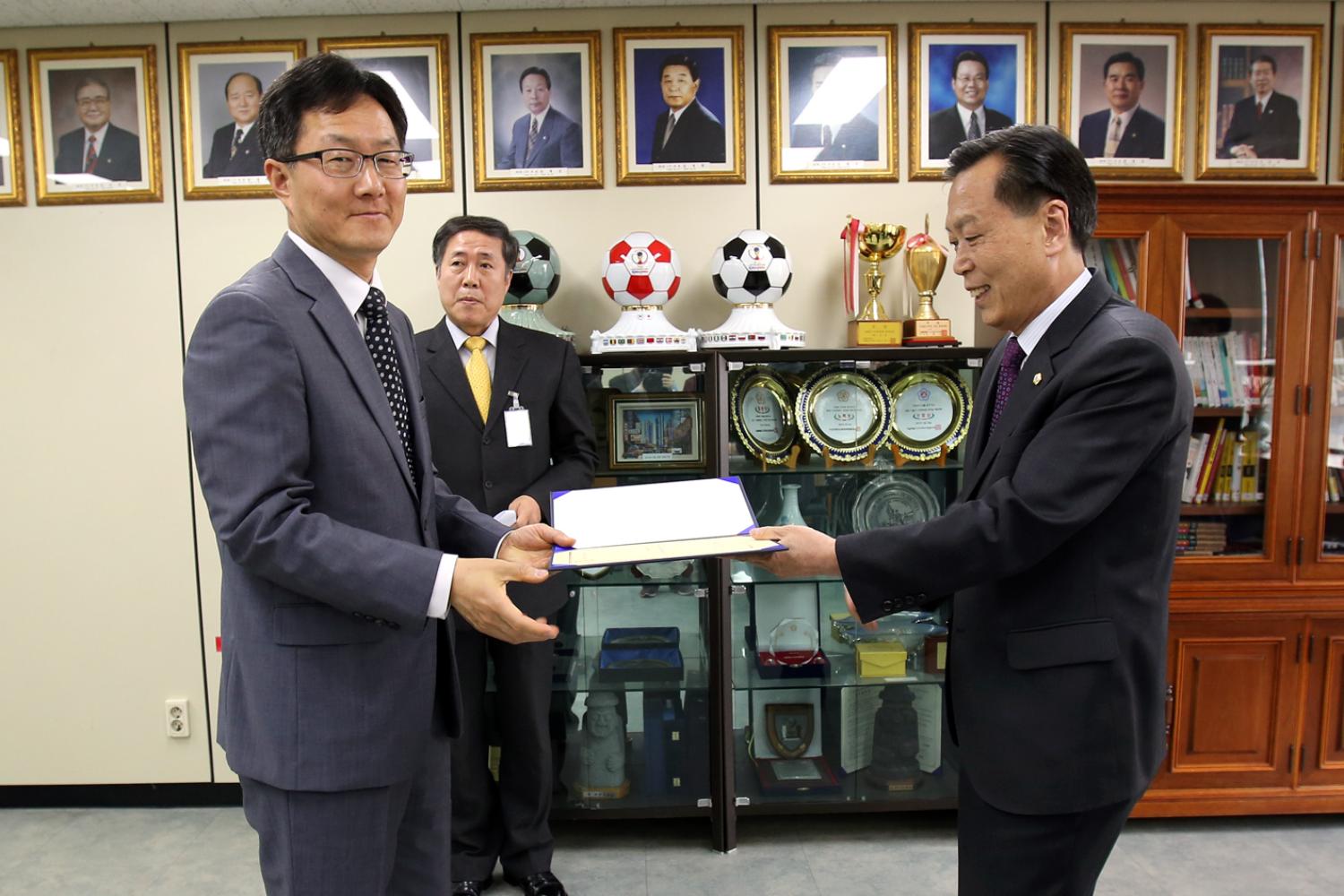 의회 입법·법률고문 위촉식
