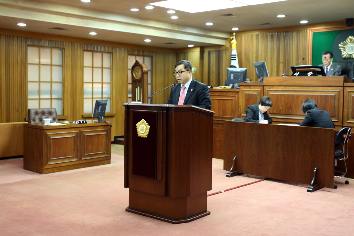 제214회 임시회 제2차 본회의 행정복지위원회 심사결과보고