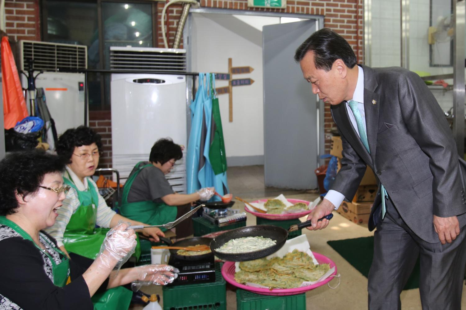 제43회 어버이날기념 경로행사-충현동
