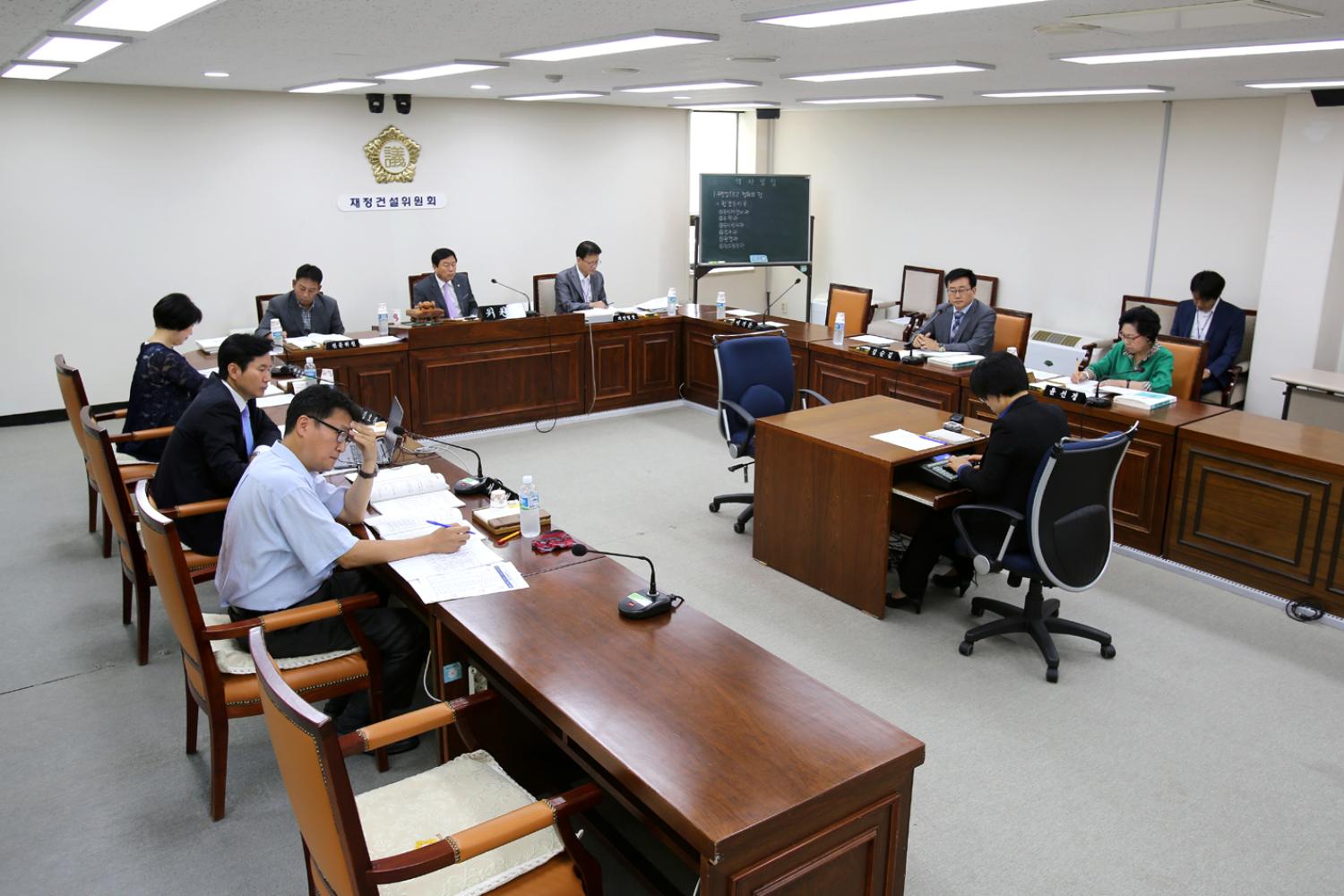 제216회 제1차 정례회 재정건설위원회