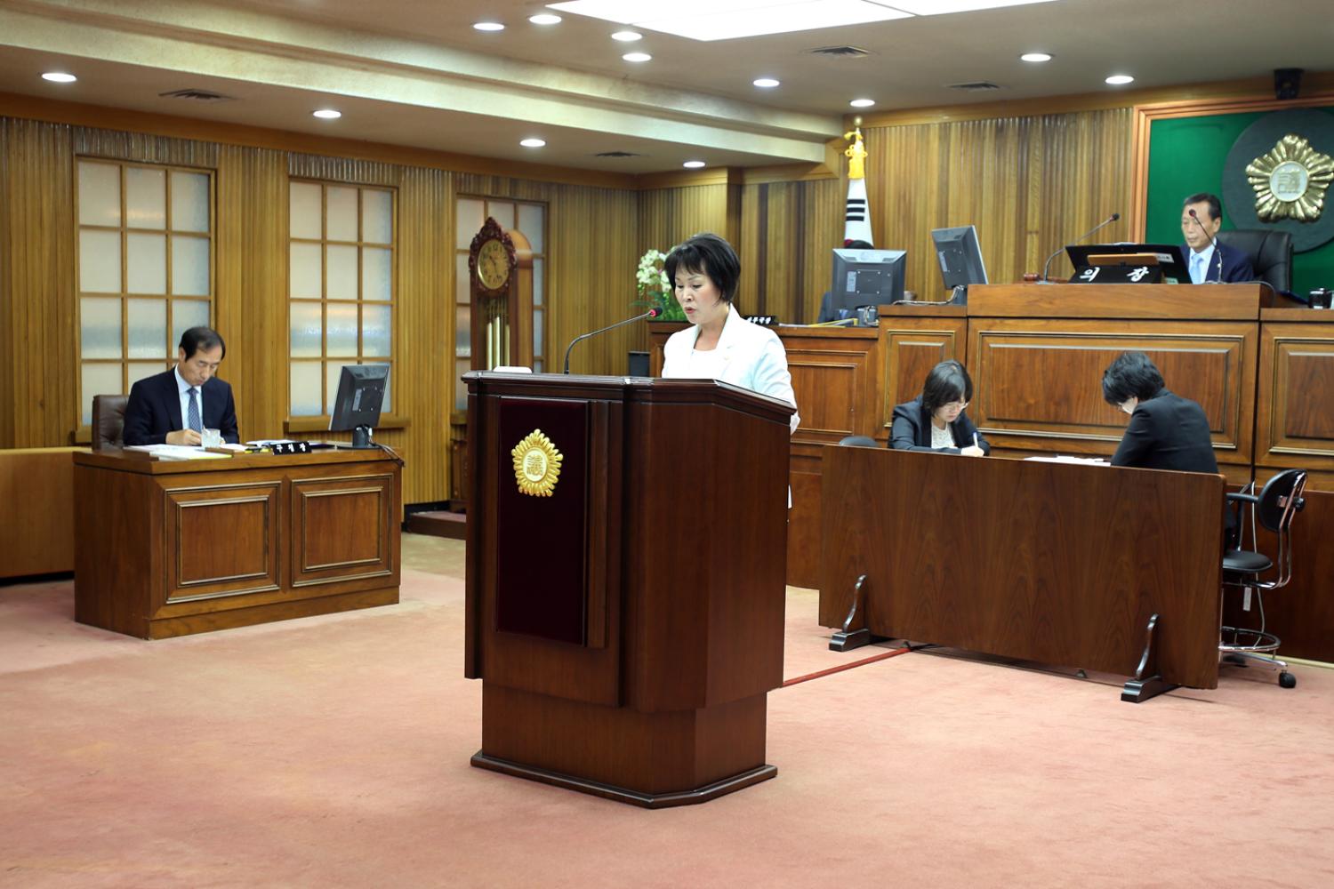 제216회 제1차 정례회 제1차 본회의