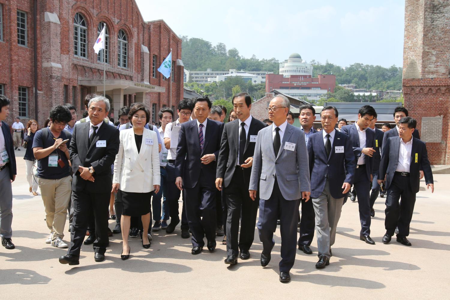 하토야마 유키오 전 일본 총리 서대문형무소 방문