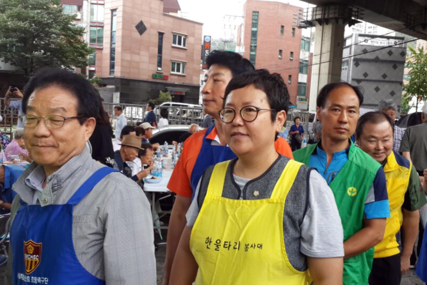서대문구어르신을 위한 사랑의 짜장면 나눔봉사-핸드폰자료제공