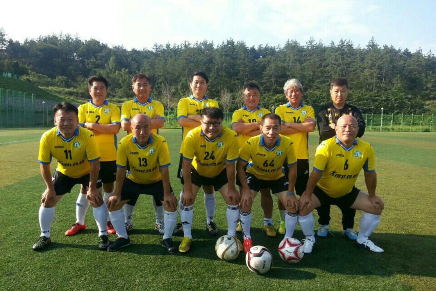 제34회 연합회장기 국민생활체육 전국축구대회-해남공설운동장(핸드폰사진제공)