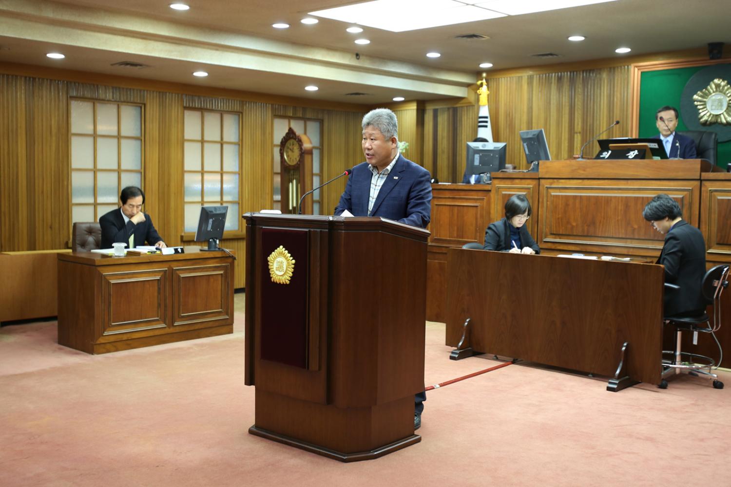 제218회 임시회 제2차 본회의 구정질문 - 홍길식 의원