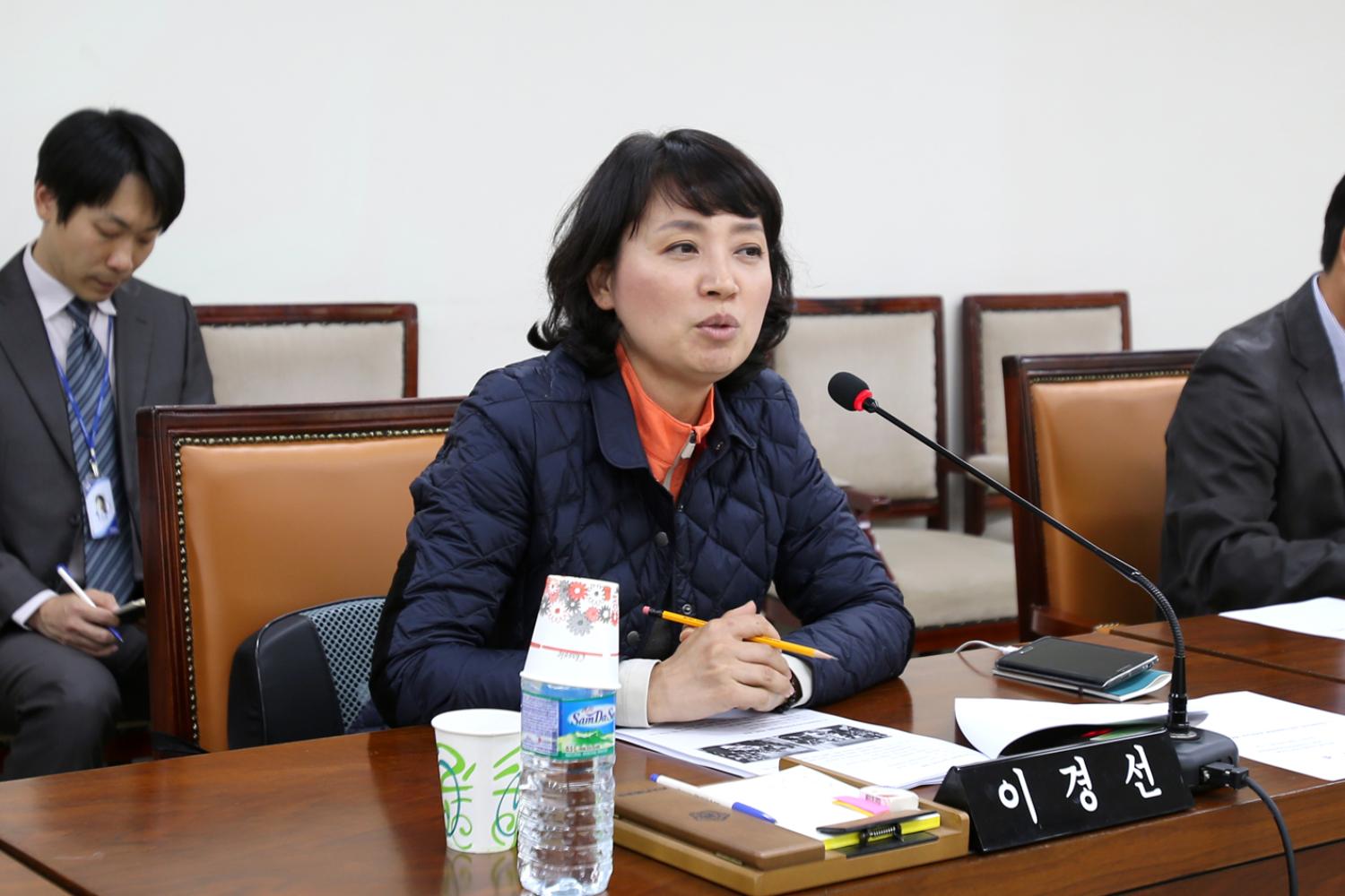 민간위탁 사무 점검 특별위원회 결과보고서 채택의 건 6