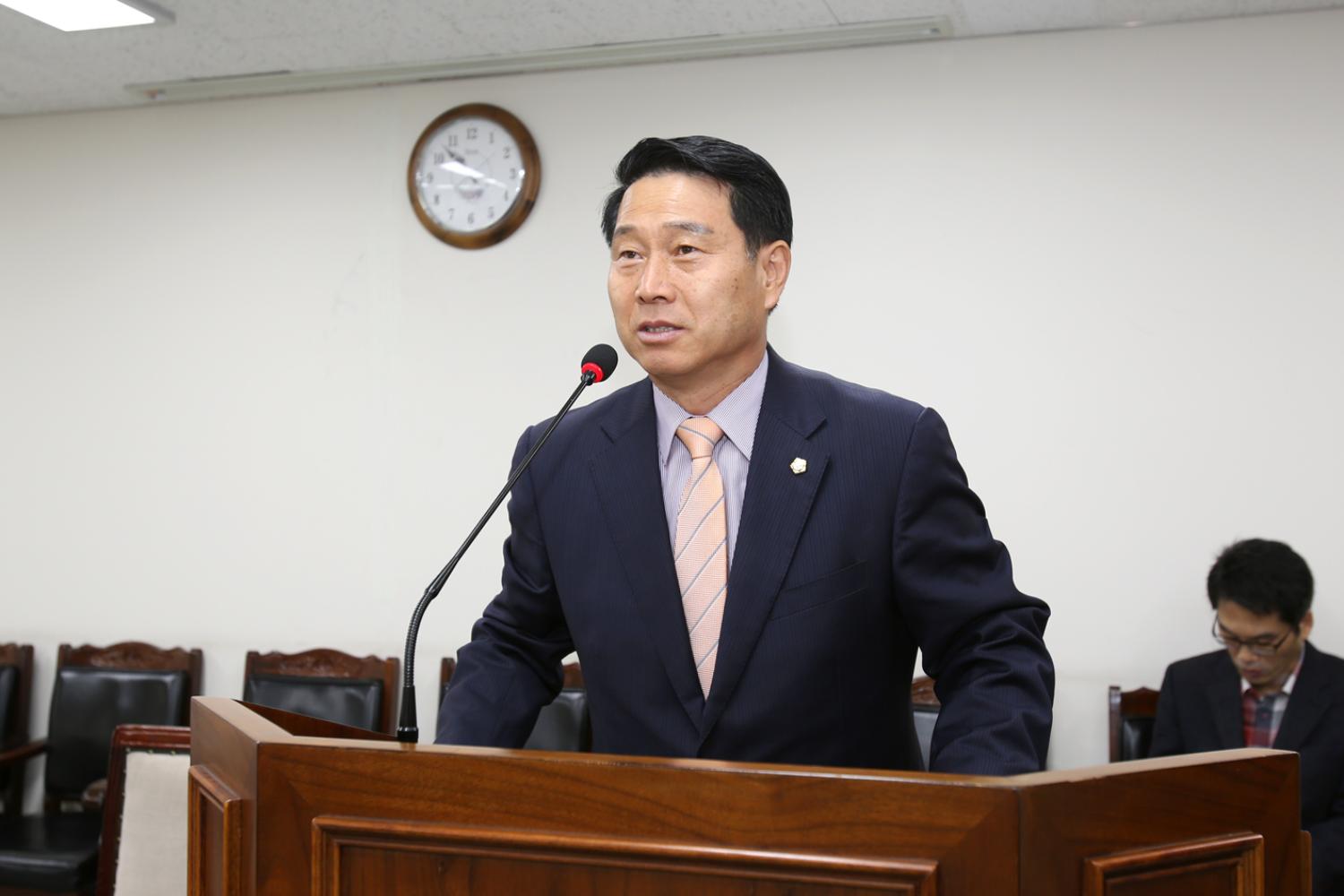 제220회 제2차 정례회 제1차 예산결산위원회 선임의 건 2