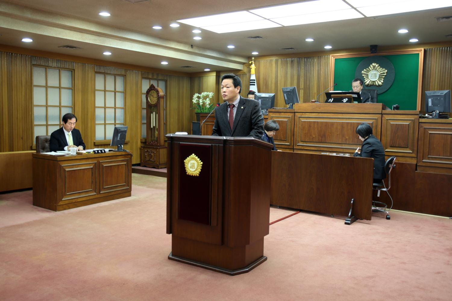 제220회 제2차 정례회 제2차 본회의 구정질문 6