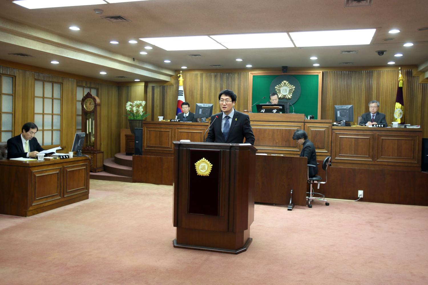 제220회 제2차 정례회 제2차 본회의 구정질문 1