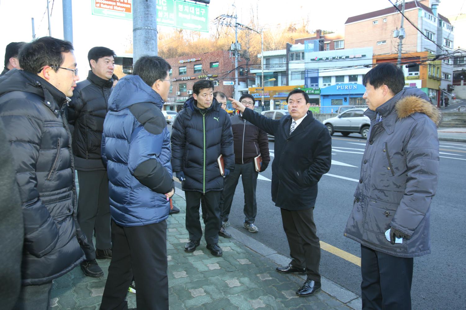 이기수의원 연희동 현장방문 2