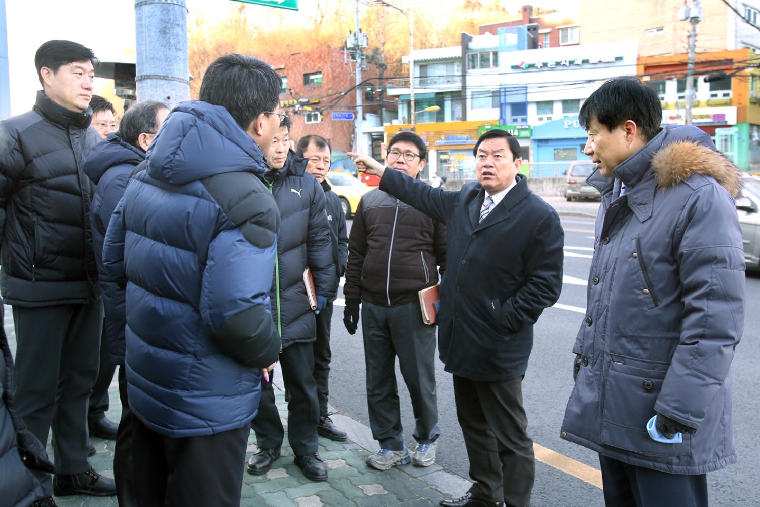 이기수의원 연희동 현장방문 1