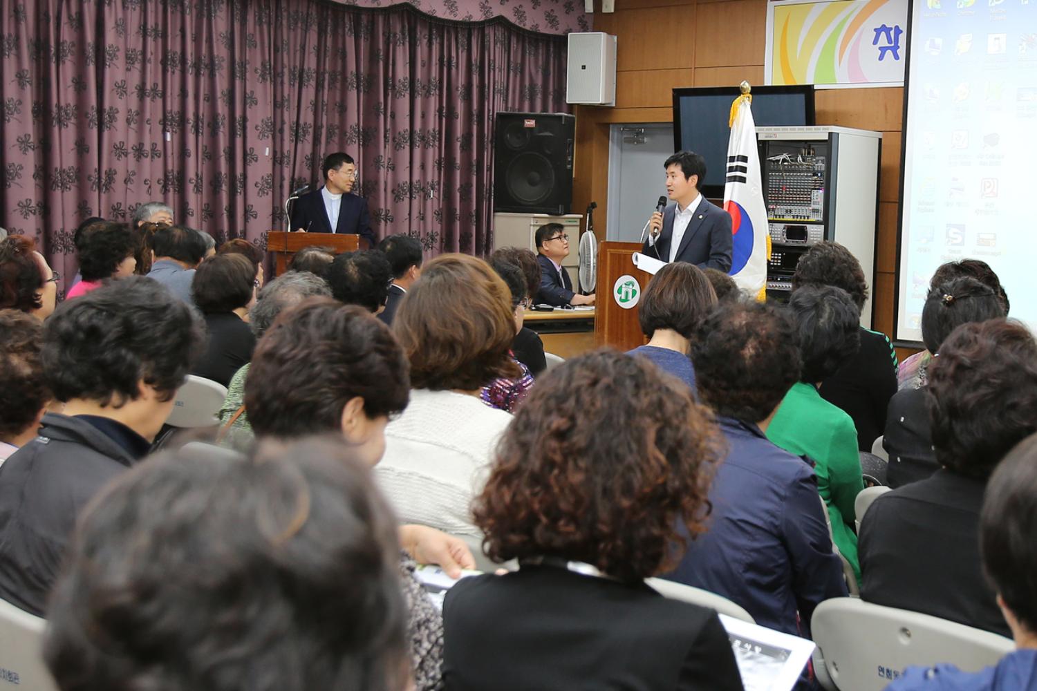 연희동 동주민센터 반장증서 수여식 2