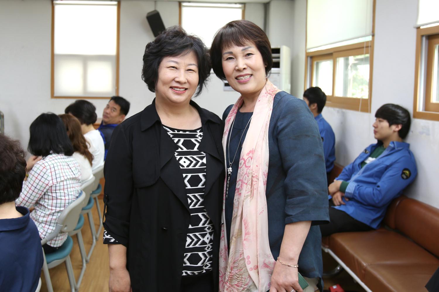홍제2동 동주민센터 반장증서 수여식 및 인왕산현대 경로당방문 7