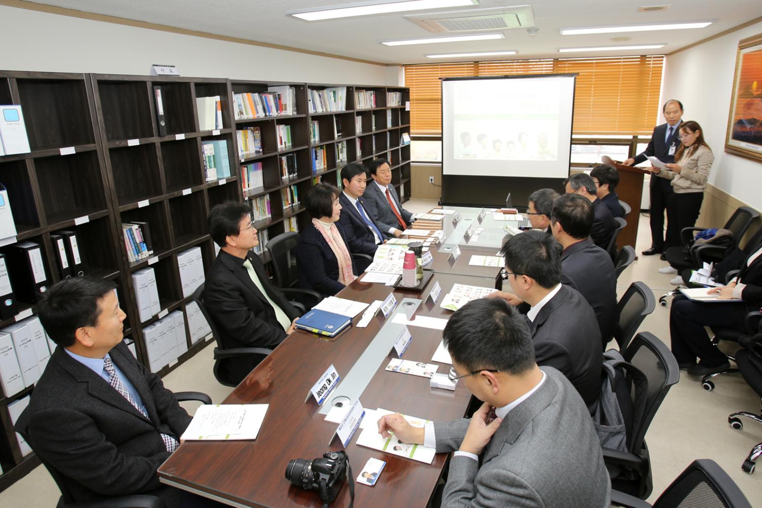 중국 해전구 공무원 의회 방문 7