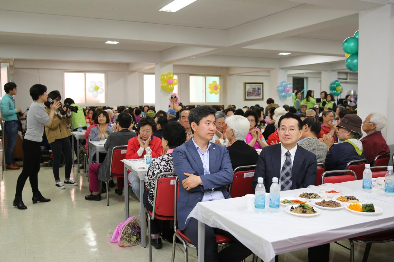 연희동 어버이날 기념행사-연희동 효사랑 경로잔치 4
