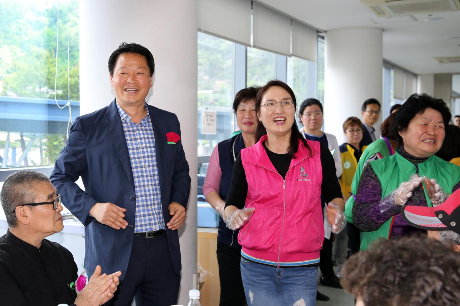 홍제3동 어버이날 기념 경로행사