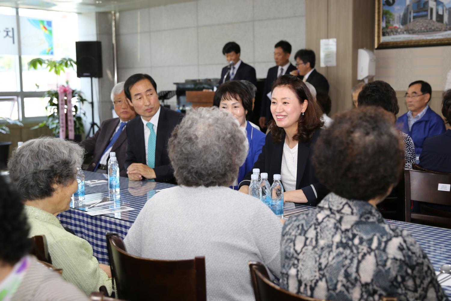 홍제2동 어버이날 기념 경로행사 8