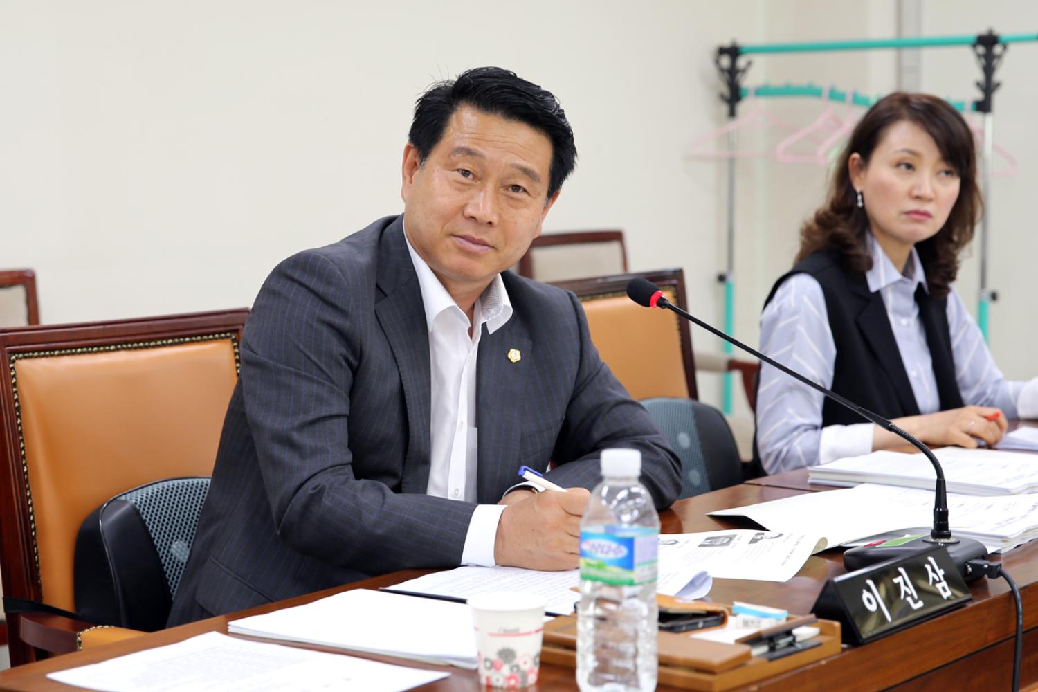 제233회 임시회 행정복지위원회 5