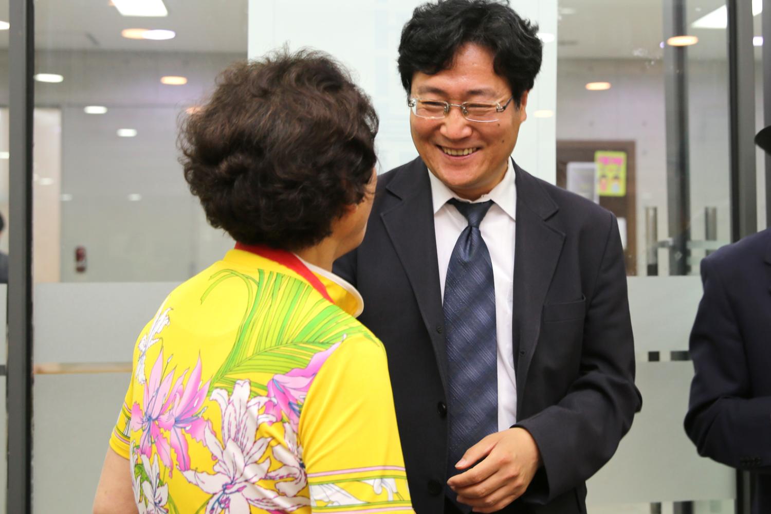 홍은2동 어버이날 기념 경로행사-사랑합니다 오래도록 건강하세요. 5