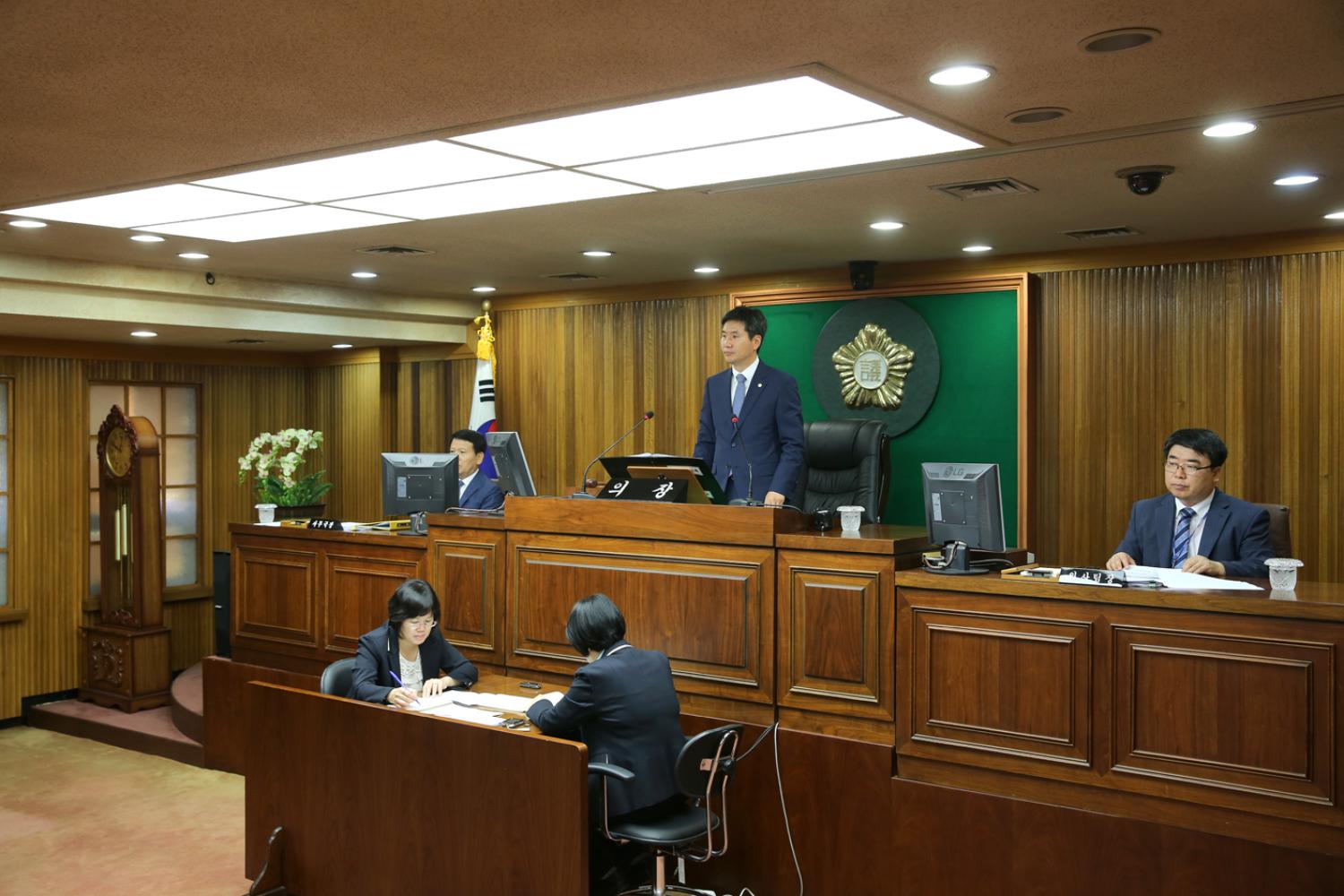 제235회 임시회 제2차 본회의