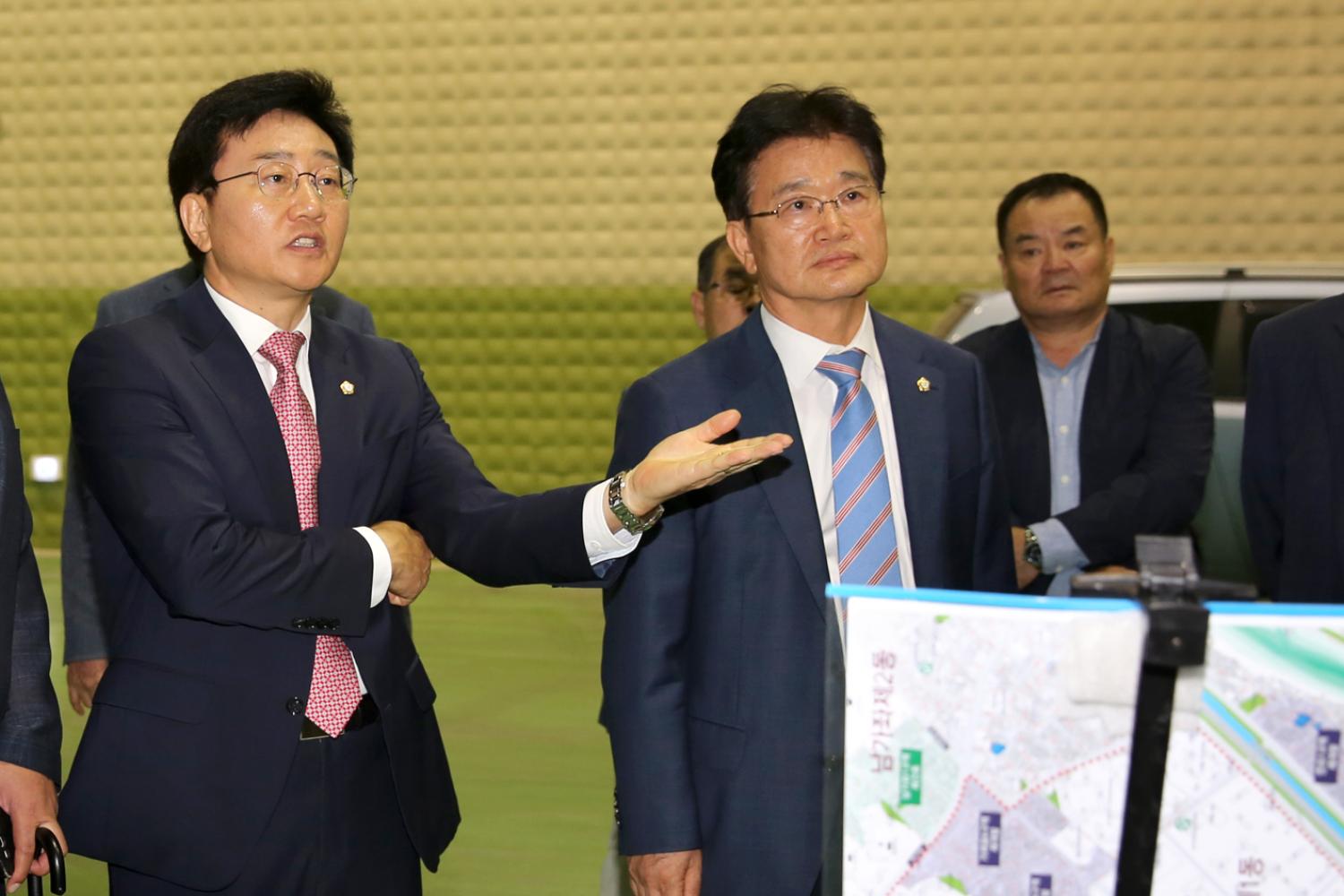 재정건설위원회(폐기물 자동집하시설) 13